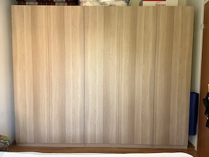 Neuwertiger Schlafzimmerschrank Kleiderschrank Bild 3