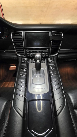 Porsche Panamera 4S 4.8 V8   400 PS   Vollausstattung   Luftfederung   BOSE   Sportabgasanlage Bild 4