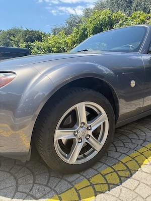 Mazda MX-5 Cabrio Roadster TAN Bild 4