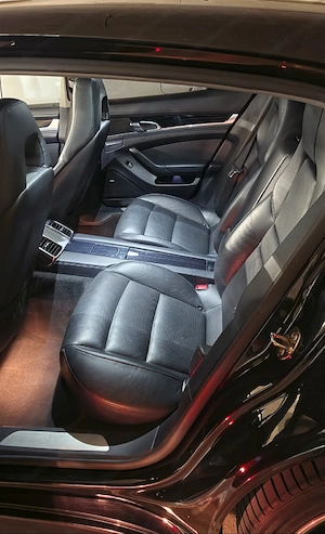Porsche Panamera 4S 4.8 V8   400 PS   Vollausstattung   Luftfederung   BOSE   Sportabgasanlage Bild 5