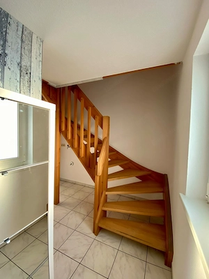 Zentrale, helle 3. Zimmer Wohnung mit viel Charme in Klaus Bild 5
