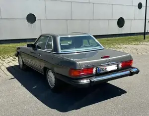 Mercedes 560SL  Bild 5