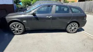 Alfa Romeo 156 1.9 JTD   Pickerl bis   02 27 Bild 2
