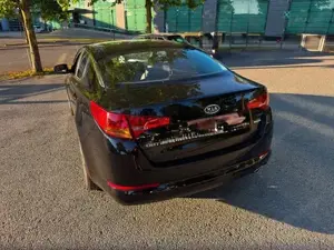 Kia Optima 1.7 CRDi Limousine Bild 2