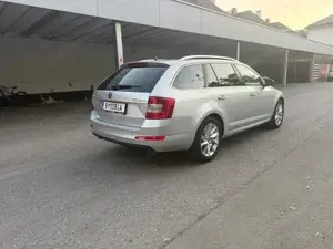 Skoda Octavia 1.6 TDI Bild 3