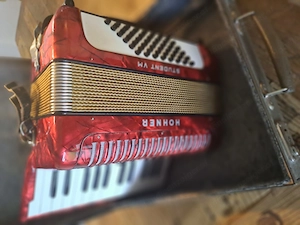 Akkorden Hohner Student VM mit Original Koffer  Bild 4