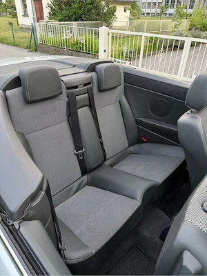 Opel Astra 1.9 CDTi Twintop Cabrio Bild 6
