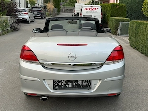 Opel Astra 1.9 CDTi Twintop Cabrio Bild 4