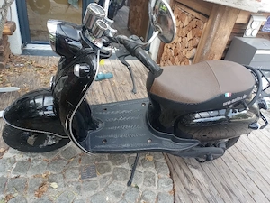 Elektro (Vesper) Roller nova Bild 2