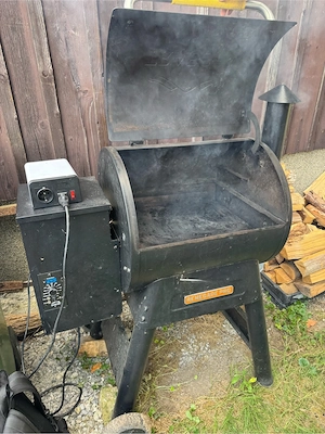 Träger Smoker automatisch pellet Bild 2