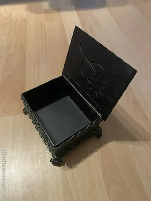 Metall-Schmuckdose mit Edelweiß-Motiv - rustikales Design Bild 2