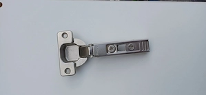 Blum Beschläge für Küchenmöbel Bild 3