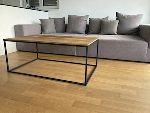 Gemütliche Couch, auch als Bett verwendbar, inklusive Kissen, wahlweise mit Couchtisch Bild 4