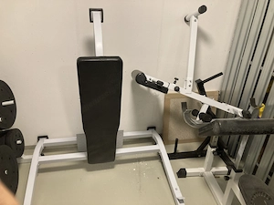 Kraftstation mit vielen Funktionen, inklusive viele Gewichte Bild 2