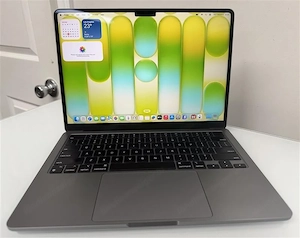 Apple MacBook Air 13.6 M2 8-Core 16GB RAM 512GB SSD A2681 Bild 3