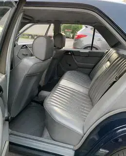 Mercedes-Benz E-Klasse Bild 5