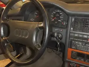 Audi 90 Bild 10