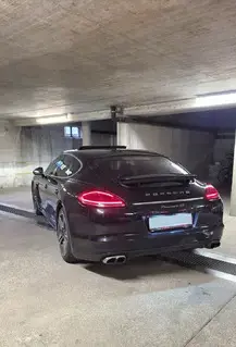 Porsche Panamera 4S 4.8 V8   400 PS   Vollausstattung   Luftfederung   BOSE   Sportabgasanlage Bild 2