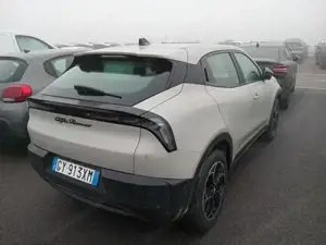 Alfa Romeo Junior 54 kWh *1 phase charging 116 kW (158 PS), Autom... Bild 3