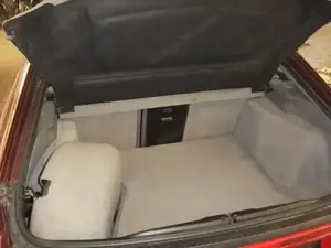 Audi 90 Bild 9