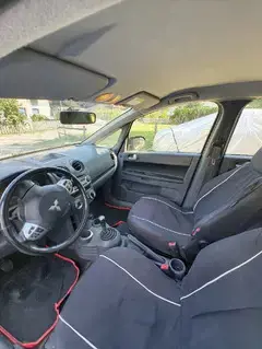 Mitsubishi Colt 1.3 ClearTec  01 2  km Bild 2