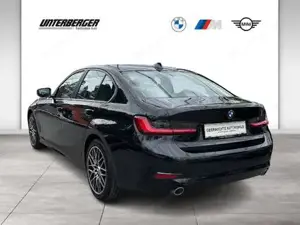 BMW 318d Klimaautomatik // PDC // Sitzheizung // Geschwindigkeitsregelung Bild 4