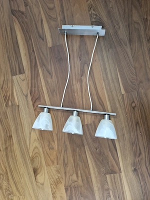 Lampe mit LED Leuchtmittel Bild 2