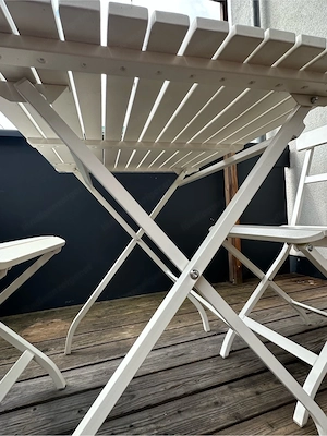 Klapp-Tisch und 2 Stühle Bild 3