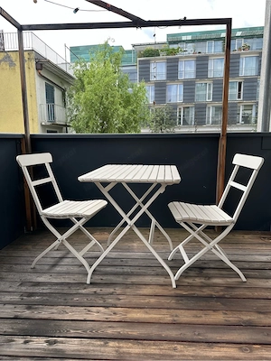 Klapp-Tisch und 2 Stühle Bild 2