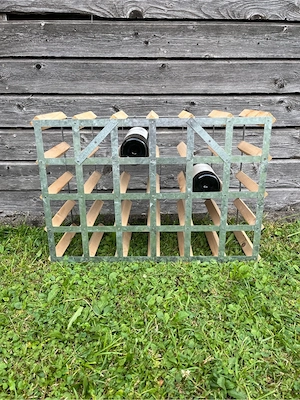 Weinregal aus Holz Bild 2