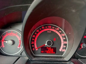 Kia Ceed SW Kombi Bild 2