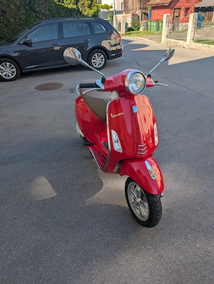 Vespa Primavera 50 4T Bild 2