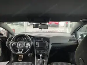 VW Golf Bild 13