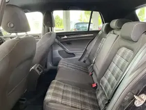 VW Golf Bild 12