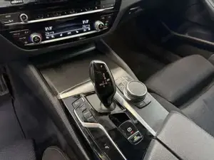 BMW 530 Bild 10
