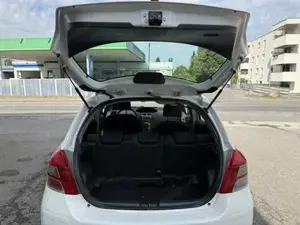 Toyota Yaris Bild 12