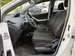 Toyota Yaris Bild 4