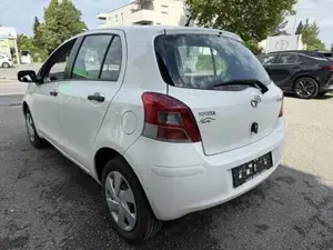 Toyota Yaris Bild 10