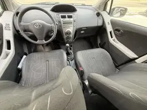 Toyota Yaris Bild 9