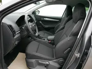 Skoda Karoq Selection 2.0 TDI DSG 4x4*AHK*PDC-HI*LED*SHZ*SM... Bild 8