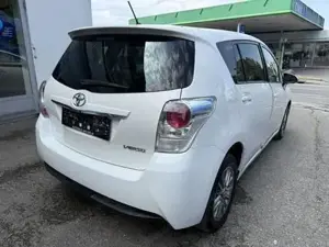 Toyota Verso Bild 12