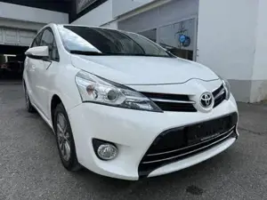 Toyota Verso Bild 2