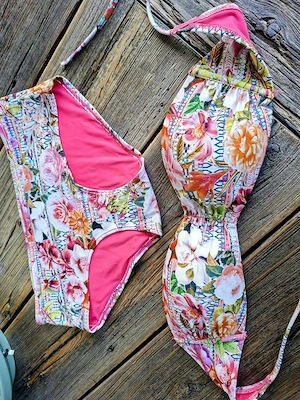 Bunter jugendlicher Bikini Bild 2