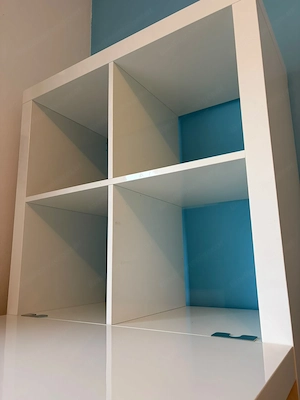 KALLAX   LAGKAPTEN Schreibtischkombination in weiß Bild 4