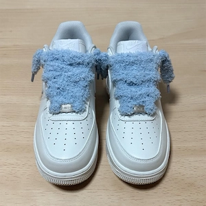 Nike Air Force 1 + Fluffy laces | Größe 42 Bild 2