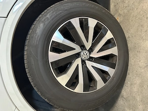 VW Touareg in weiß - super Zustand Bild 8