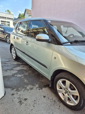 Skoda Fabia 1,6 Automatik 95 tkm Bild 3