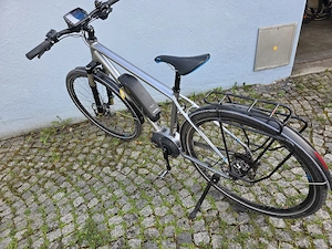 E Bike Bosch gen2 Performance mit Navigation 2600km  Bild 4