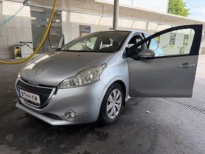 zu verkaufen Peugeot 208 Bild 4