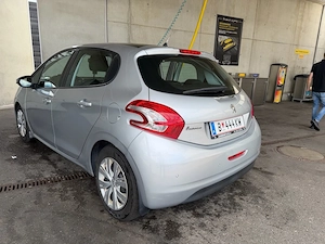 zu verkaufen Peugeot 208 Bild 3